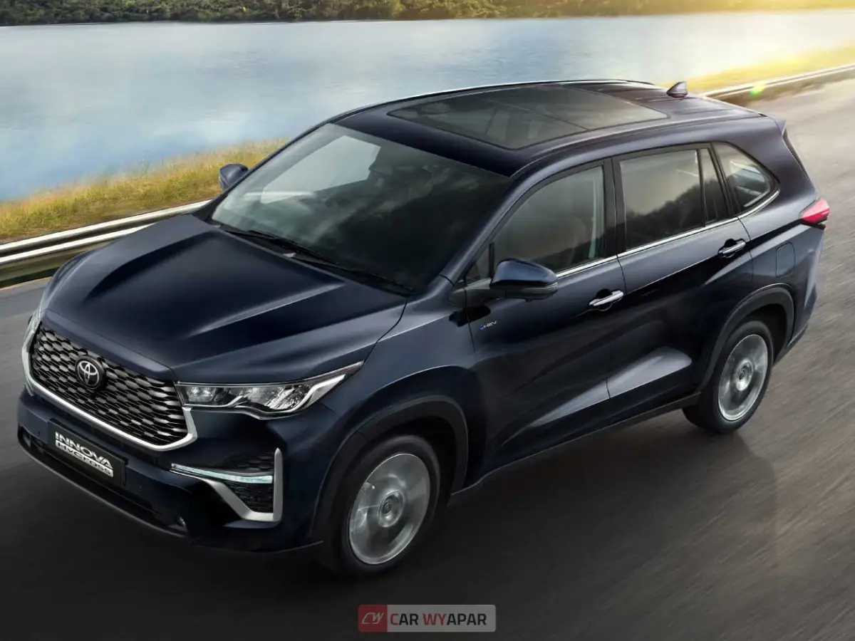 Toyota Innova Hycross